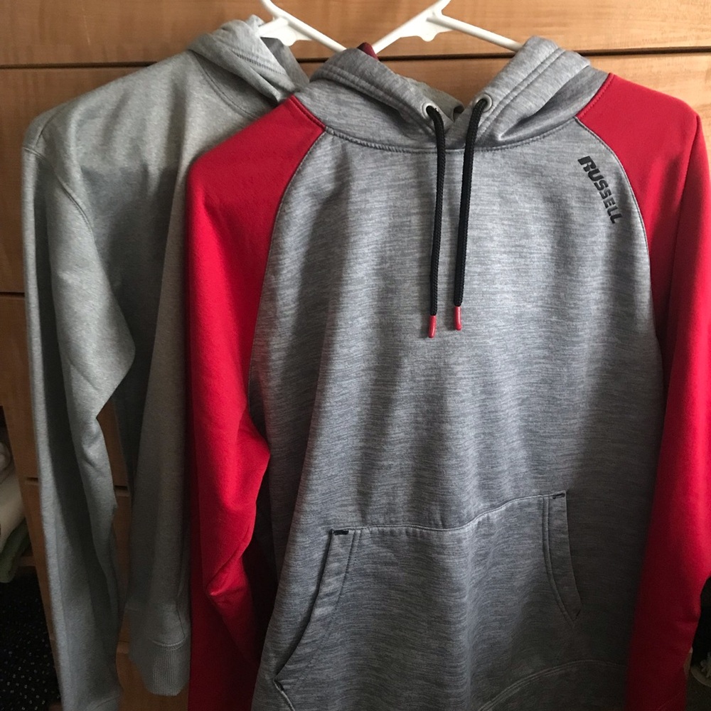 Men's Red and Gray Hoodie Size Large 42-44